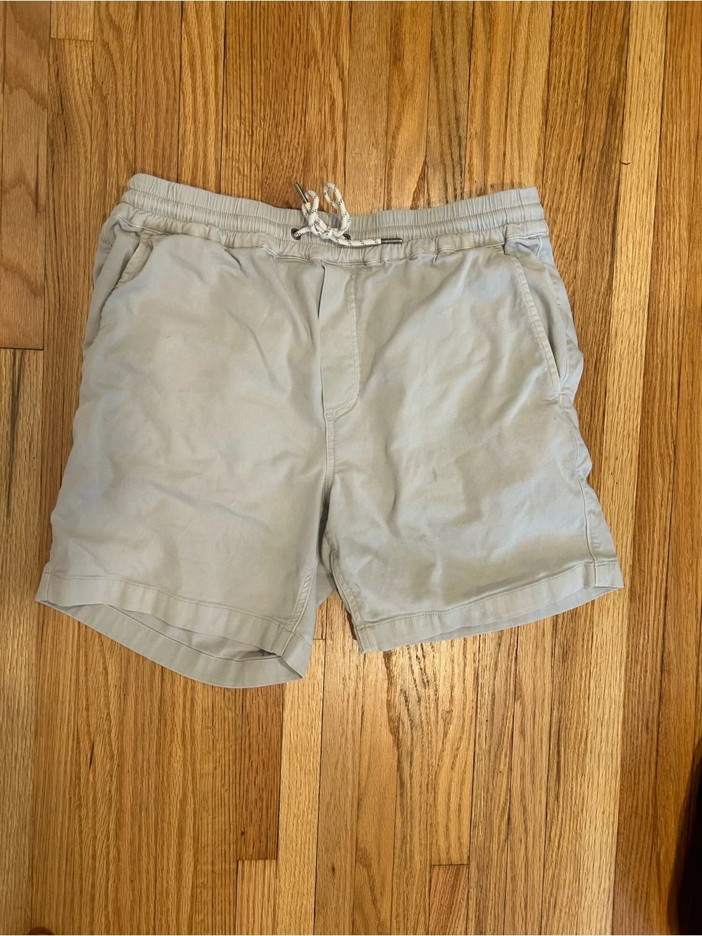 Faherty Light Gray Elastic-Waist Shorts
